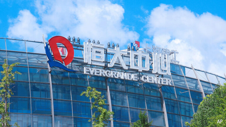 Evergrande, no to default but shareholders and funds will pay