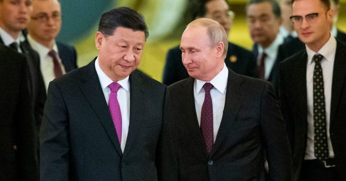 Gli Stati Uniti avvertono la Cina di non aiutare la Russia